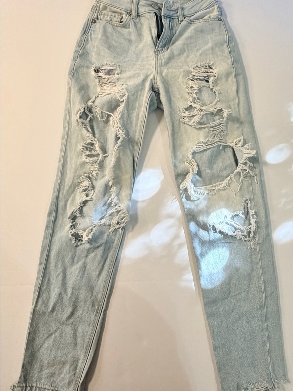American Eagle Outfitters Light Blue Distressed Straight Leg Jeans